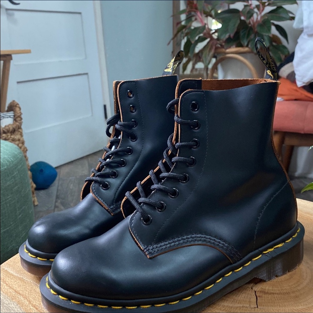 Dr Martens 1460 Made In England
